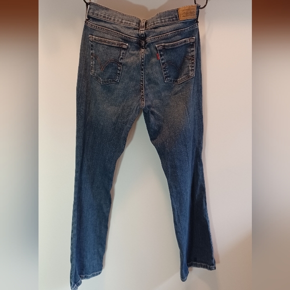 Levi's Bootcut Jeans - Picture 2 of 3